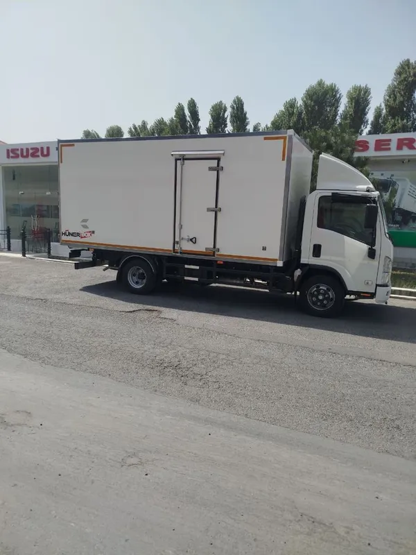 ISUZI NPR 75 2 ISUZI NPR 75 2