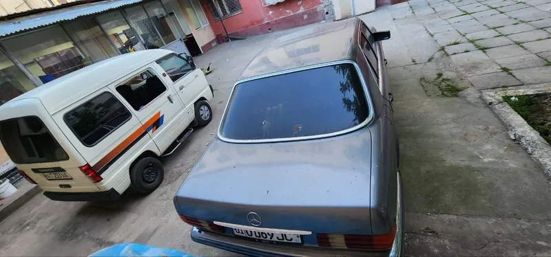 Mersedes Bens 126 diplomat — фото 1