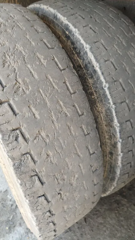 Балон б/у Камаз 295/80/22,5 2 Балон б/у Камаз 295/80/22,5 2