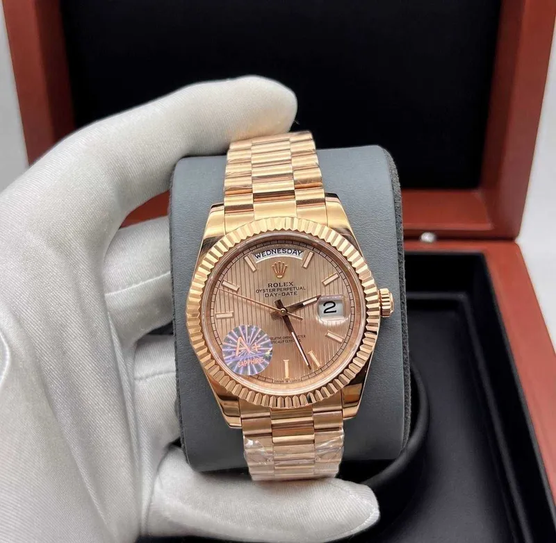 Rolex Day-Date в золоте Механика Премиум качество Новые с гарантией — фото 1 Rolex Day-Date в золоте Механика Премиум качество Новые с гарантией — фото 1