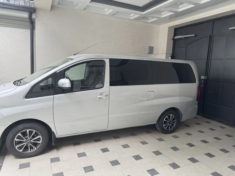 Jac M 3 miniven минивен 1 Jac M 3 miniven минивен 1