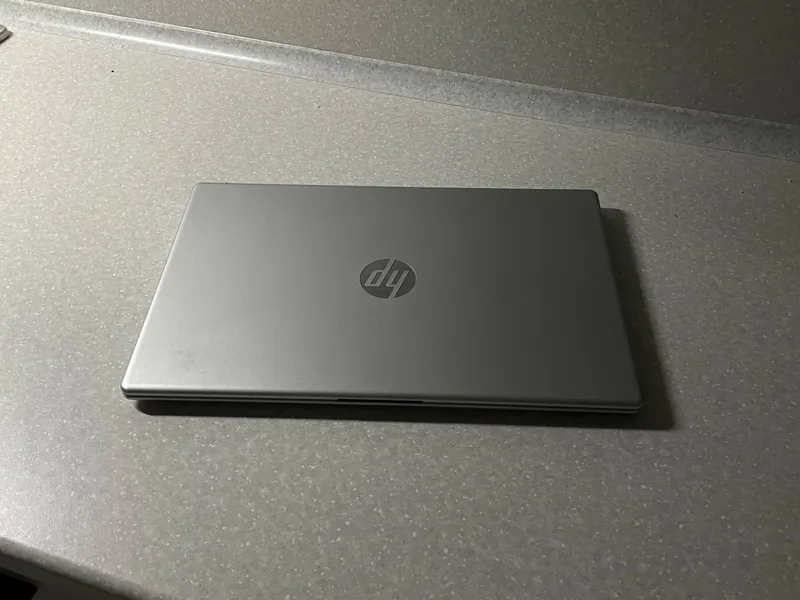 Ноутбук HP 3 Ноутбук HP 3