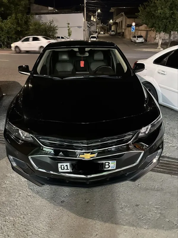 Malibu 2/2.4 sotiladi halati yahwi