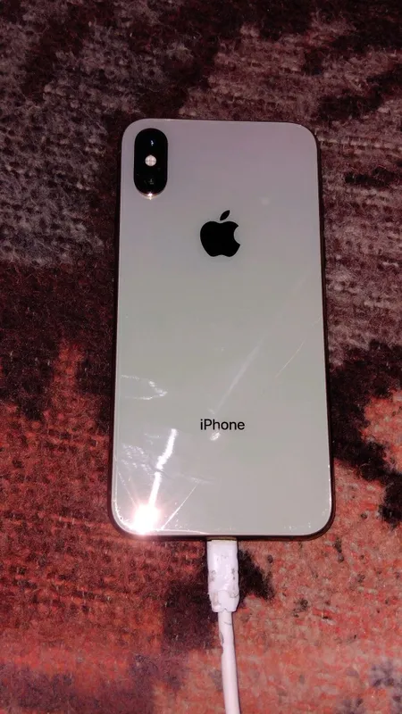 iPhone XS 512 ГБ, батарея 73% 2 iPhone XS 512 ГБ, батарея 73% 2