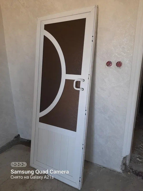 Продаётся дверь аква 1 Продаётся дверь аква 1