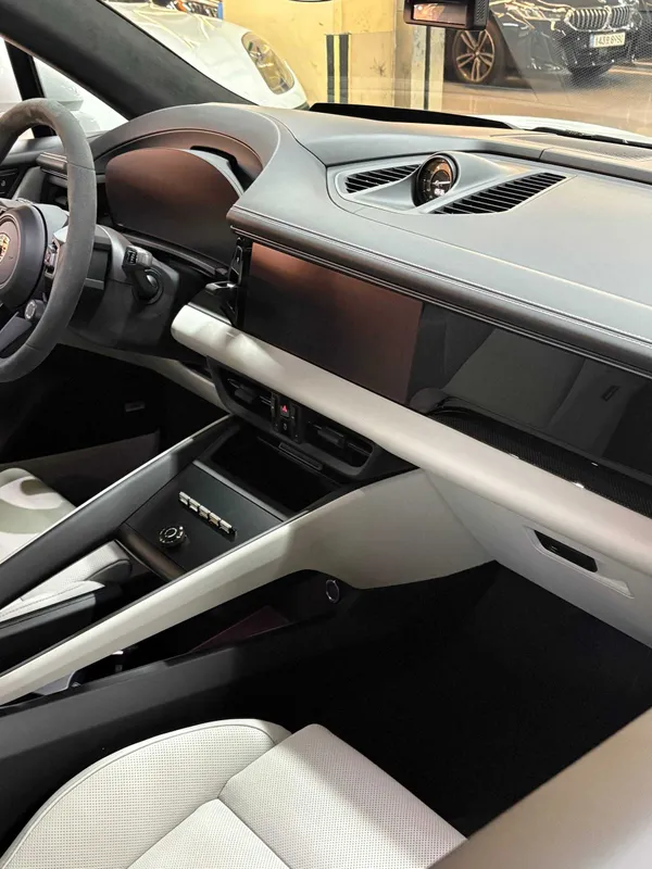 Porsche Macan Turbo Electric CIP TASHKENT! — фото 4