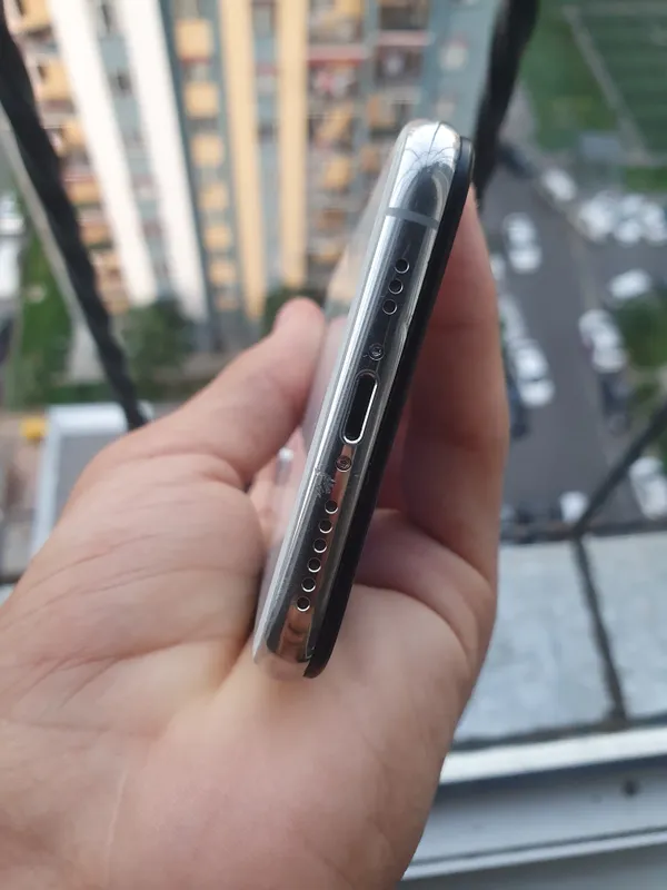 iphone xs 2