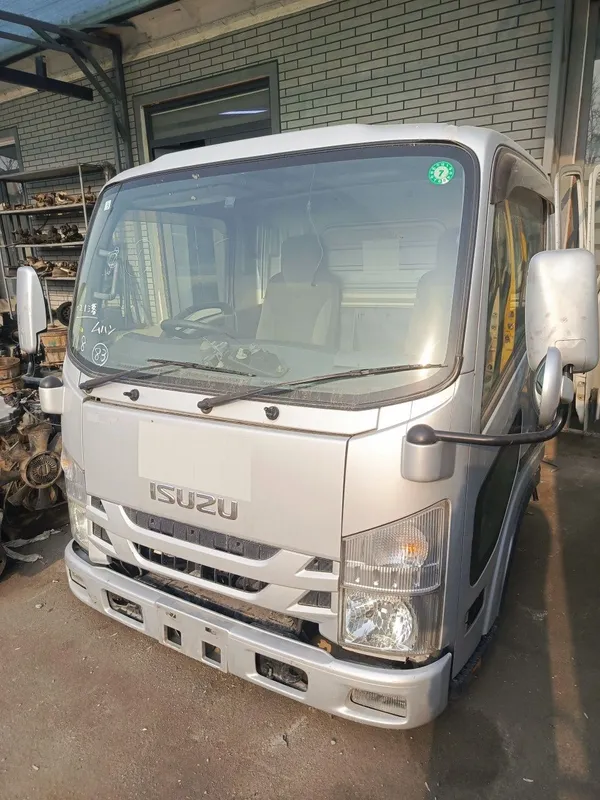 Isuzu kabina 2.5 tonnalik sotiladi — фото 1
