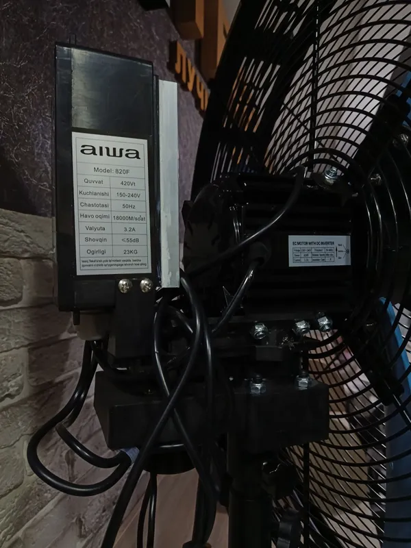 Joyni tejaydi, zoʻr salqinlatadi! AIWA 720F devoriy ventilyatori sotil — фото 2
