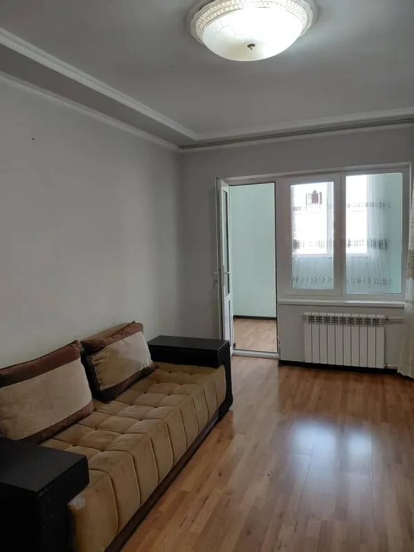 Продаётся 2-х комнатная квартира в центре Кибрая — фото 9