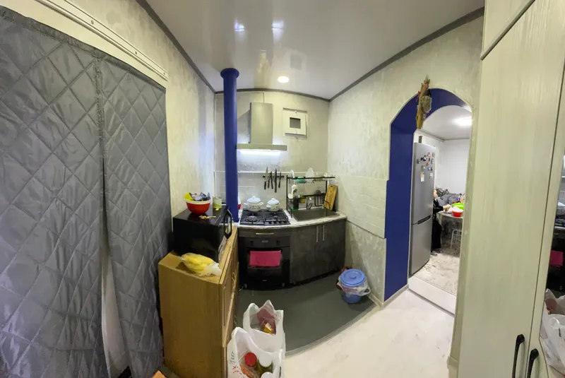 Продается 1-комн. квартира, 30м², 1/2 этаж — фото 3