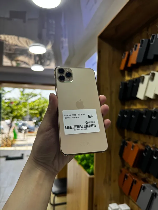I PHONE 11 PRO MAX 256GB GOLD