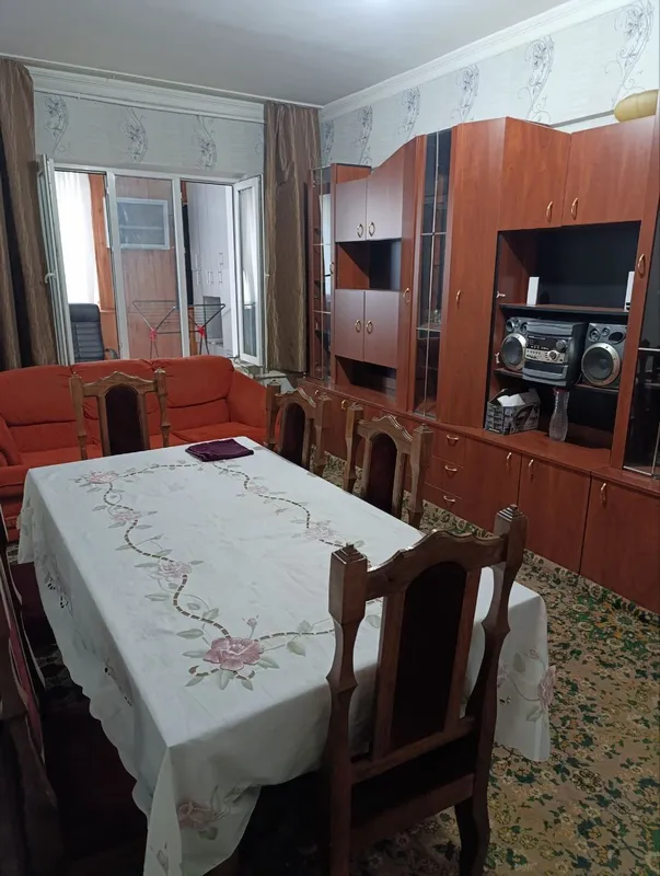 Продаю 4в3/4/4, НЕ торцевая! Ц 4, Алайский базар!
