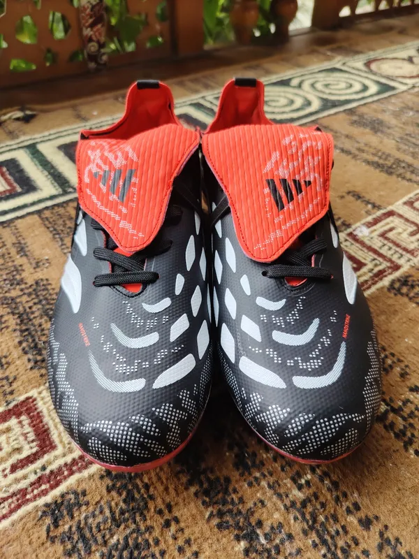 Adidas predator новый 2 Adidas predator новый 2