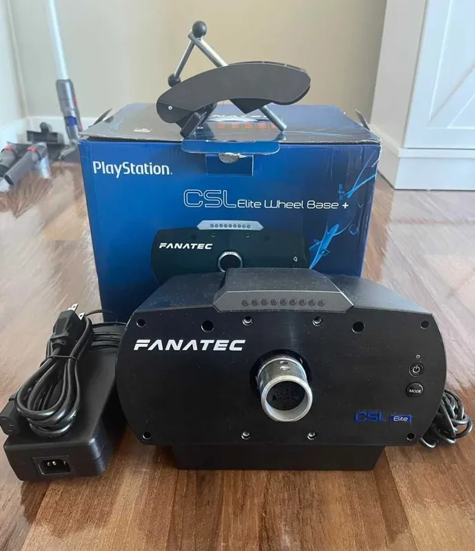 Руль Fanatec CSL Elite и педали 2 Руль Fanatec CSL Elite и педали 2
