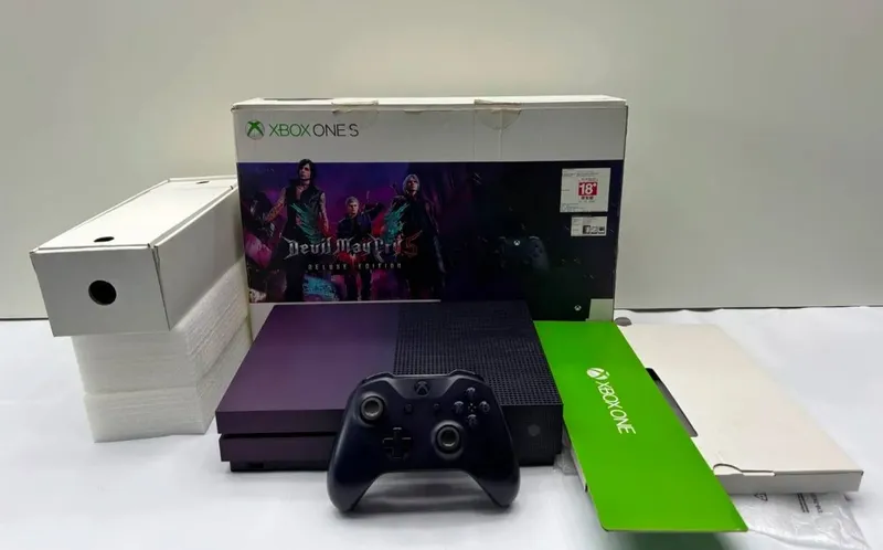 Xbox One S 1 ТБ, ограниченная серия Devil May Cry 1 Xbox One S 1 ТБ, ограниченная серия Devil May Cry 1
