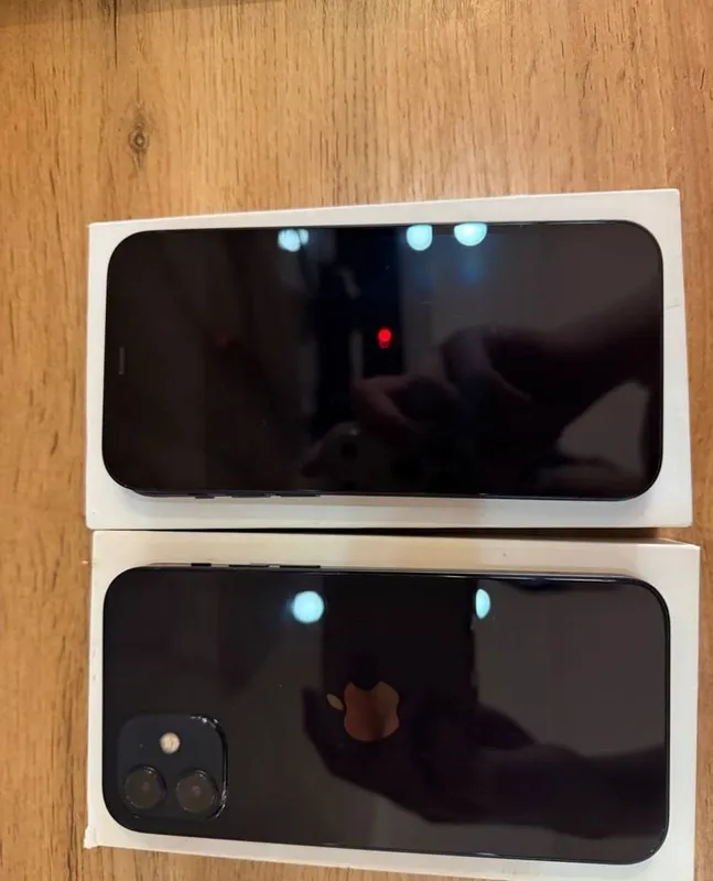 64 GB xotirali ikkita iPhone 12 4