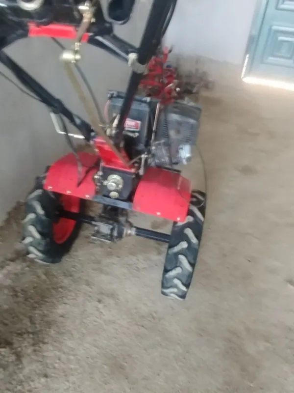 Motoblok sotiladi!!! 15ot kuchli 1