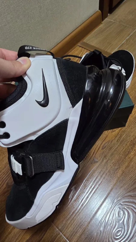 Мужские кроссовки "NIKE AIR FORCE 270" оригинал — фото 4