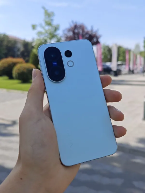 Vivo X200 FE Sotlad