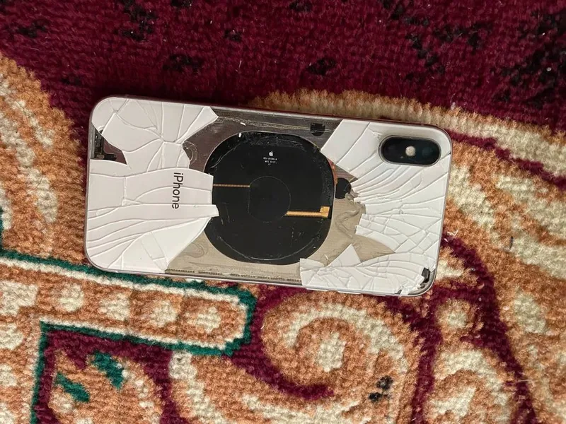 Iphone x holat ekran alshgan xr yoki 11 ga obmen doplata kelshamz 3