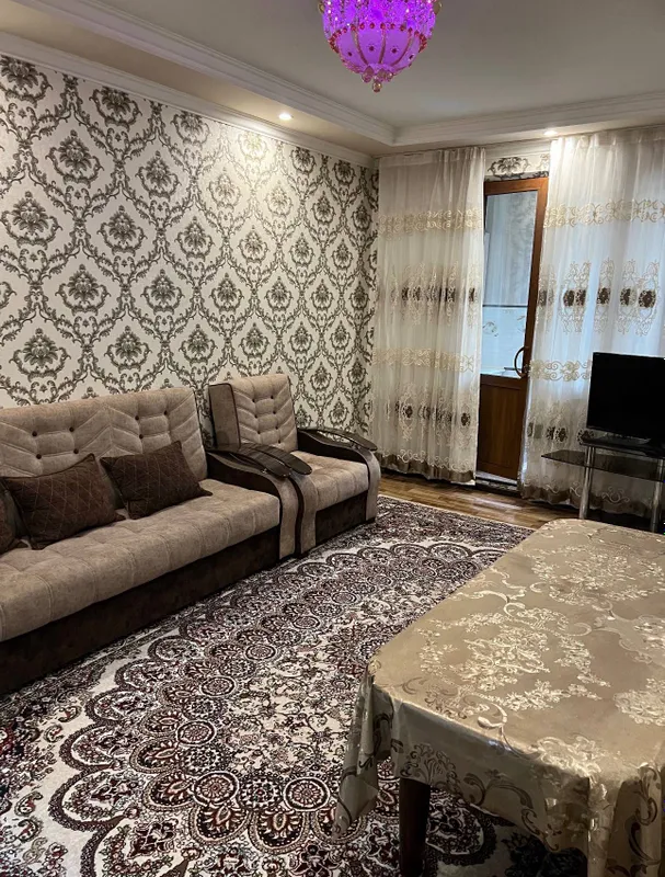 Чиланзар, 8-квартал, 8-дом — продается квартира