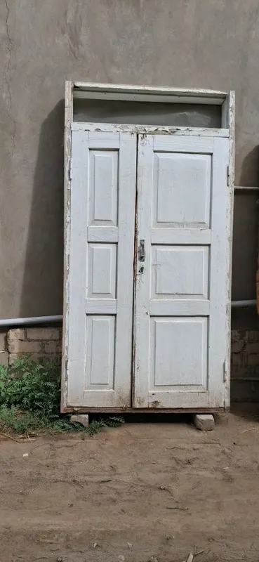 Eshikla sotiladi.