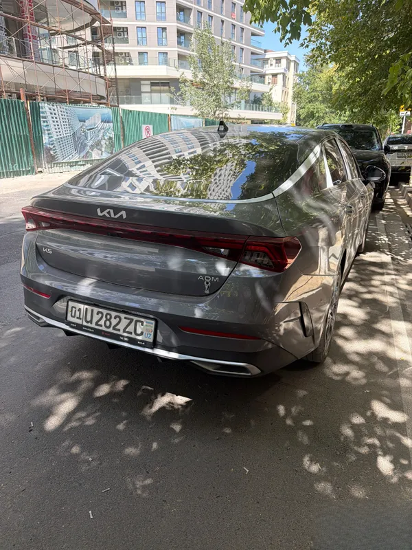 Продам машину Kia K5 1 Продам машину Kia K5 1