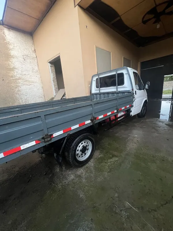 Ford transit bort qilingan 7 Ford transit bort qilingan 7