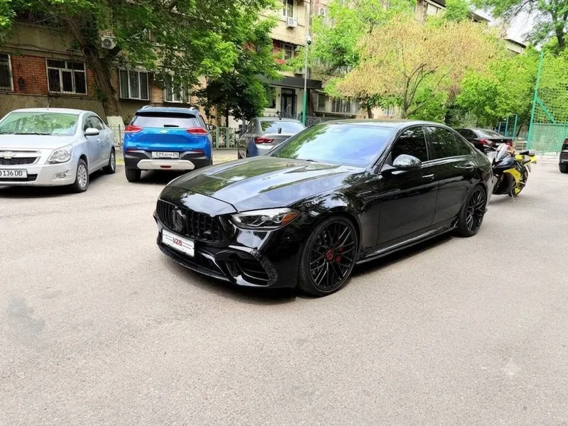 Mercedes-Benz c63 e performance 4 Mercedes-Benz c63 e performance 4