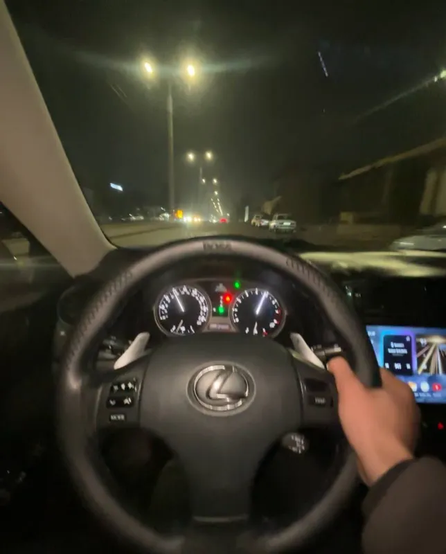 Срочно требуется Lexus IS 250 5 Срочно требуется Lexus IS 250 5