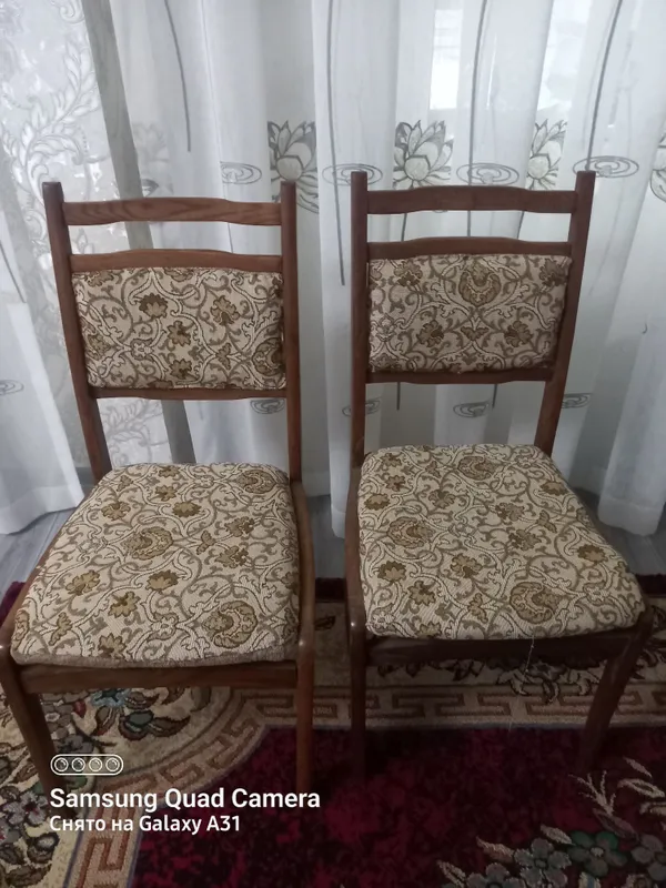 Продаю стулья в хорошем состоянии.