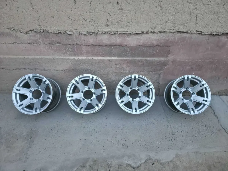 Diska Sotiladi R16 4