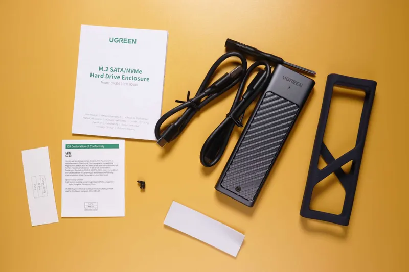 NVMe SSD uchun кейс (boks) Ugreen 6