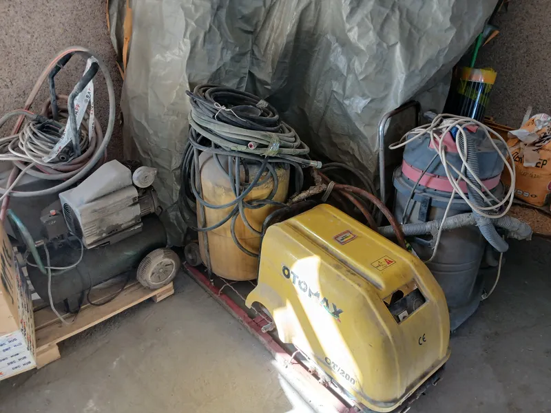 avtomobil yuvish uskunalari