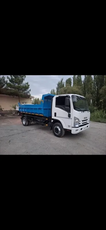 Самосвал Isuzu, 2014 год 1 Самосвал Isuzu, 2014 год 1