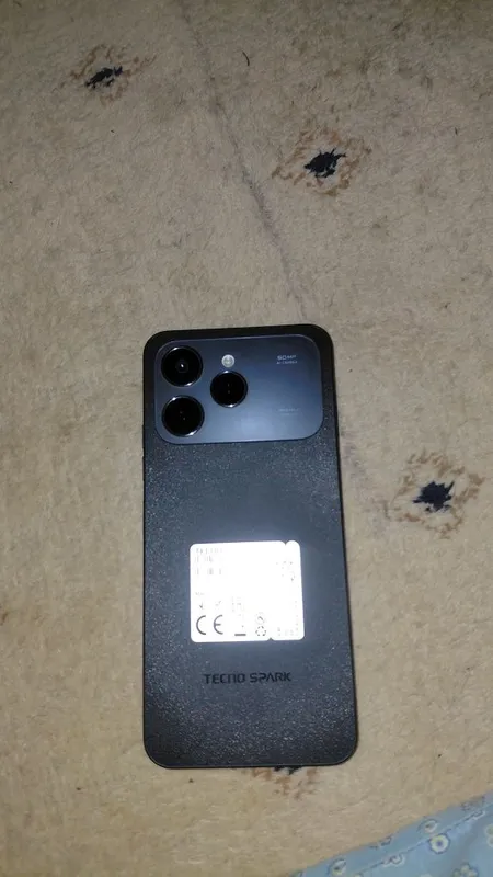 Tecno spark 40 4+2 ga 128gb 1 Tecno spark 40 4+2 ga 128gb 1