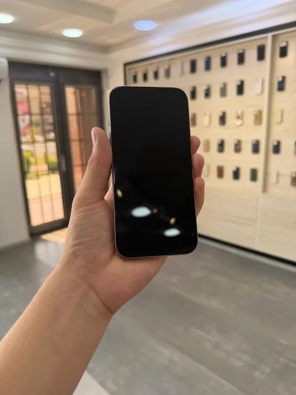 iPhone 15 Pro 2 iPhone 15 Pro 2