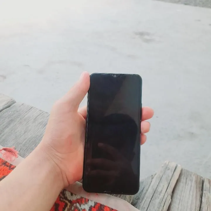 telefon sotiladi