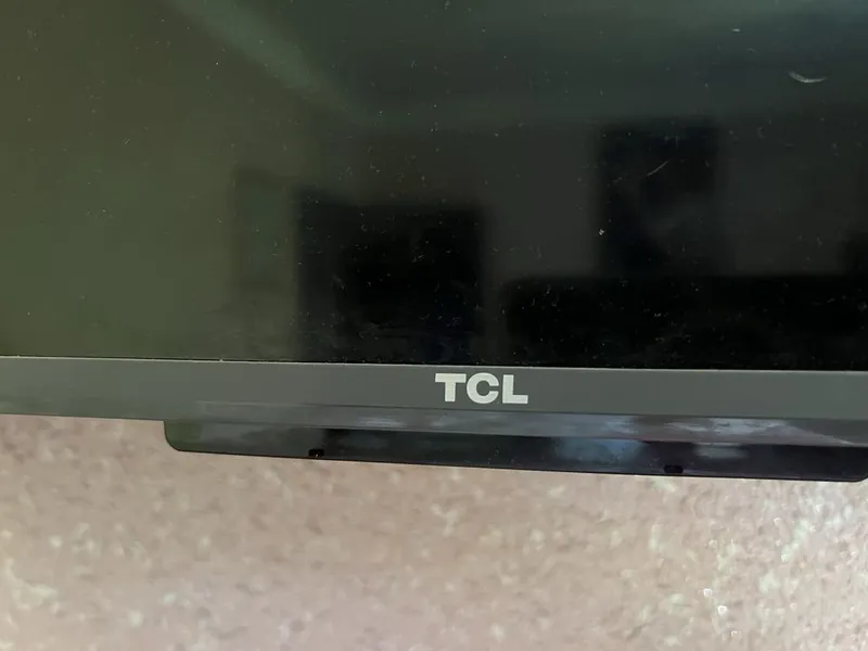 Телевизор на запчасти TCL 65 2 Телевизор на запчасти TCL 65 2