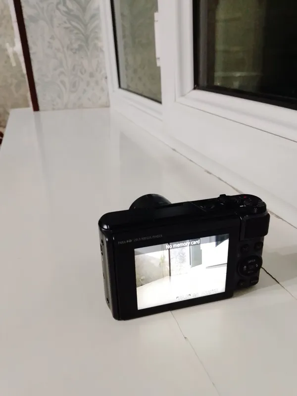 Продаётся фотоаппарат Canon. Использовался недолгое время 3 Продаётся фотоаппарат Canon. Использовался недолгое время 3