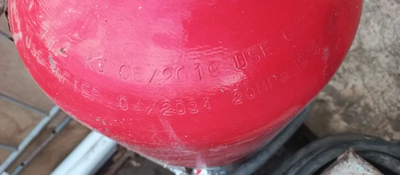 Gaz bolon sotladi