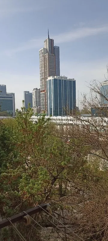 Продаётся 4-комнатная квартира, 100 м² (4/4) 1 Продаётся 4-комнатная квартира, 100 м² (4/4) 1