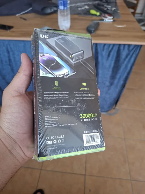 Power bank sotiladi srochno 2