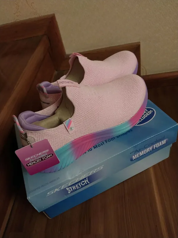 Skechers krossovkasi 2 Skechers krossovkasi 2