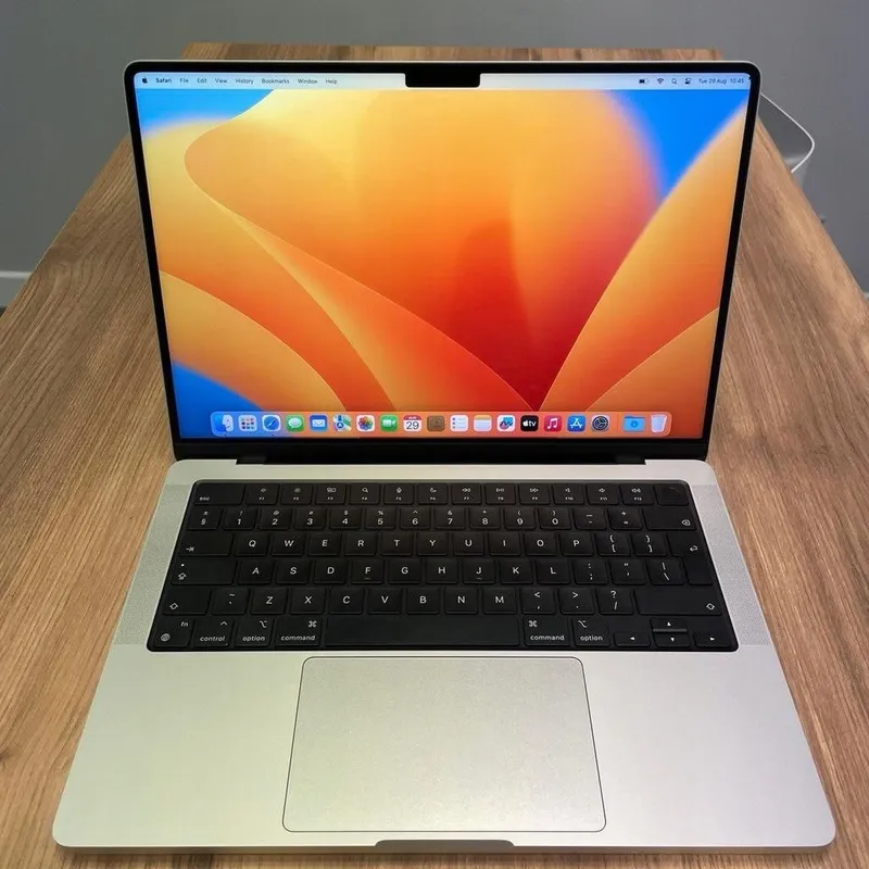 Apple MacBook Pro 14 Только в рассрочку 2