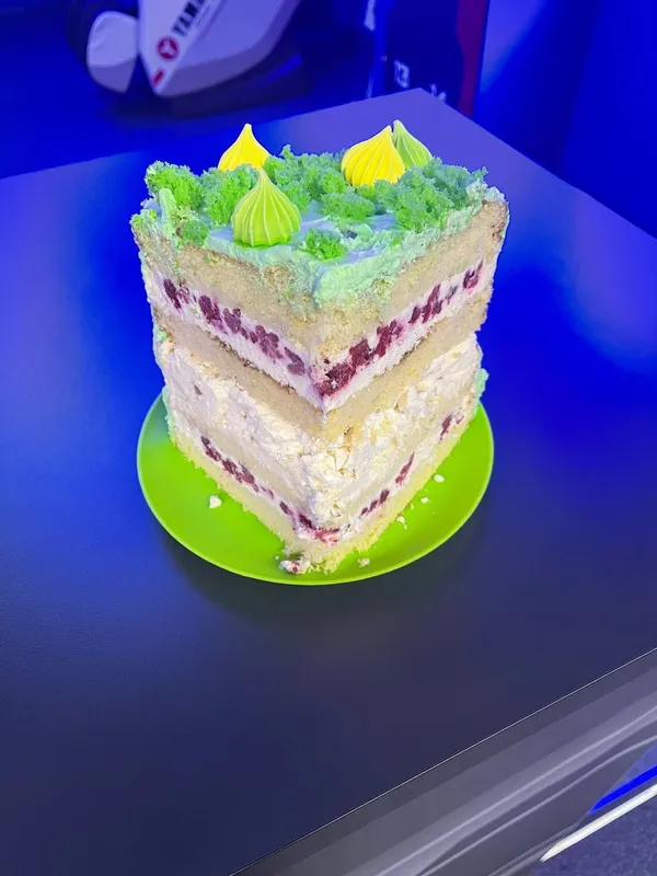 Вкусные, нежные, качественные торты на заказ. Продукты все премиум кач 3