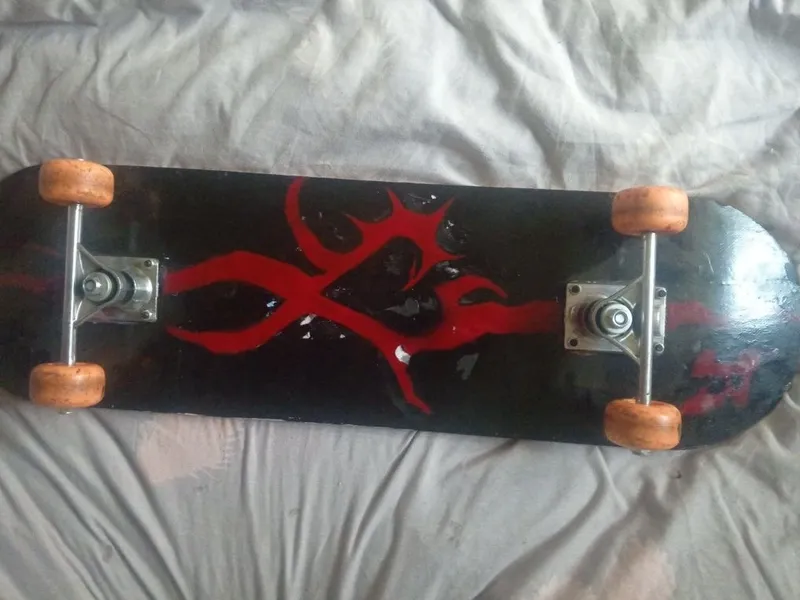 Skate board yangi