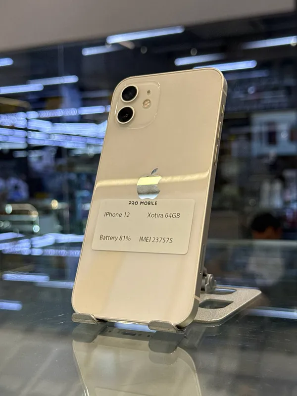 iPhone 12 iPhone 12