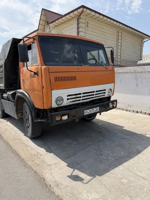 Kamaz srochna sotiladi 1